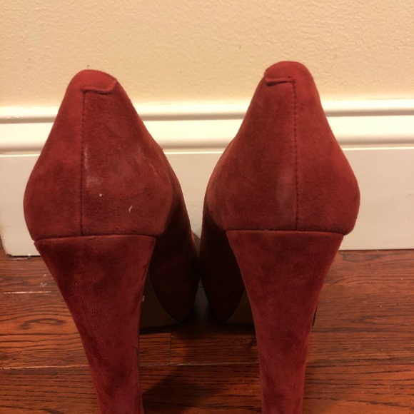 Burgundy Suede BCBGeneration Pumps (size 7) - Picture 3 of 4